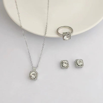 Conjunto de joyas Luz Eterna: Conjunto de Amor y Esencia MK01